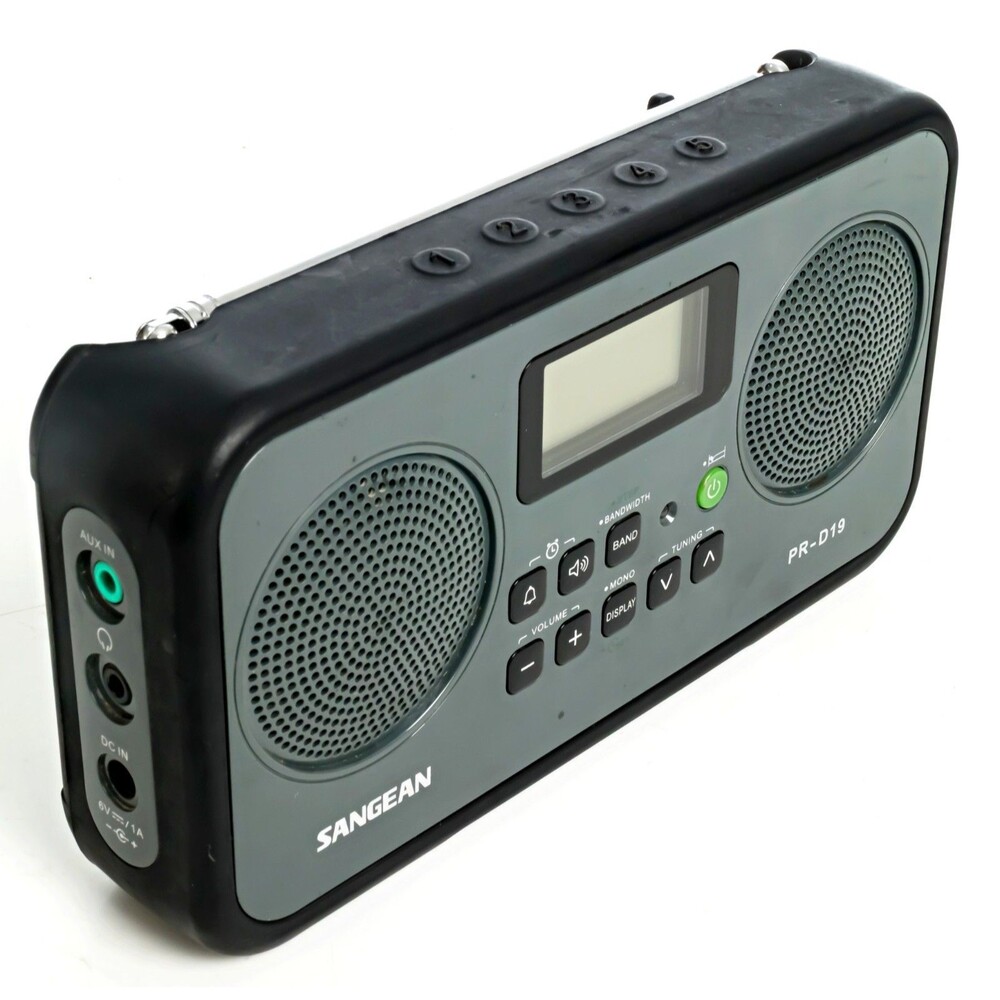 Sangean PR-D19 FM Stereo/AM Digital Tuning White Portable Radio No AC Supply